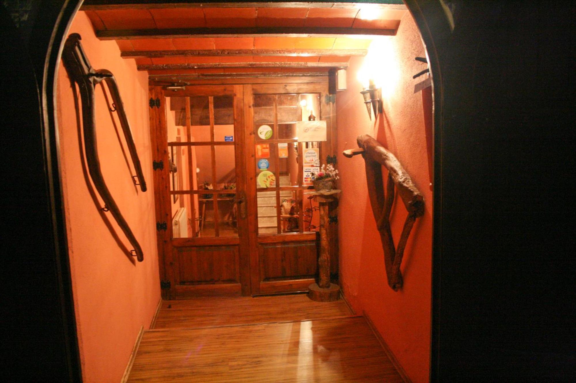Hostatgeria Sant Jaume Hotel Corachar Eksteriør billede